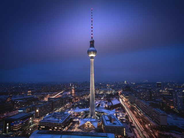 Обои германия, телебашня, берлин, ноч, germany, tower, berlin, night разрешение 2048x1321 Загрузить