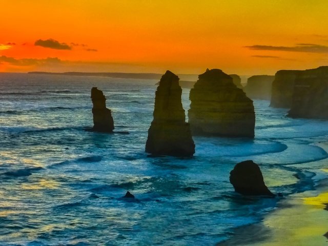 Обои скалы, закат, море, австралия, rocks, sunset, sea, australia разрешение 2047x1150 Загрузить