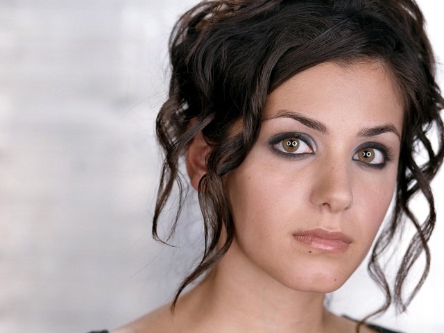 Обои брюнетка, певица, макияж, британская, кэти мелуа, brunette, singer, makeup, british, katie melua разрешение 3840x2400 Загрузить