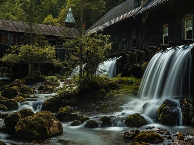 Обои камни, австрия, речка, водопады, потоки воды, верхняя австрия, roßleithen, рослайтен, stones, austria, river, waterfalls, water flows, upper austria разрешение 2048x1152 Загрузить