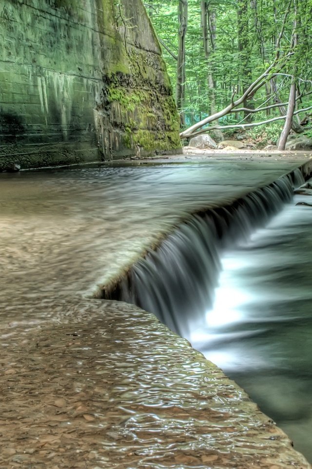 Обои вода, зелёный, стены, water, green, wall разрешение 2560x1600 Загрузить