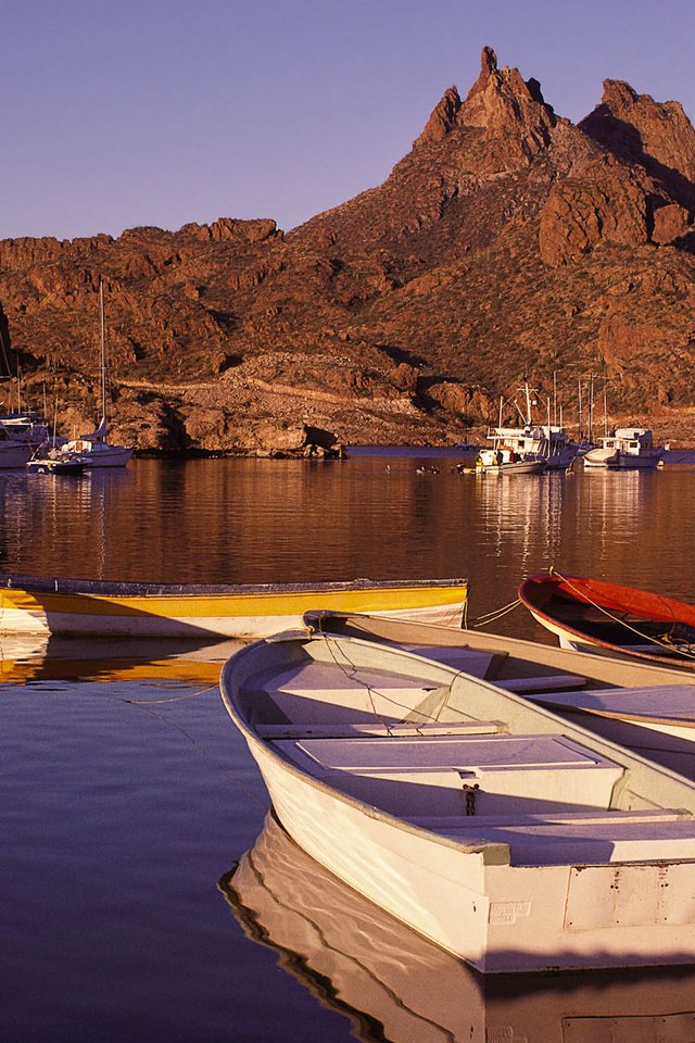 Обои закат, гора, лодки, мексика, гавань, sunset, mountain, boats, mexico, harbour разрешение 1920x1200 Загрузить