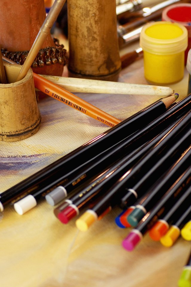 Обои краски, карандаши, рисование, стол художника, paint, pencils, drawing, table artist разрешение 1920x1200 Загрузить