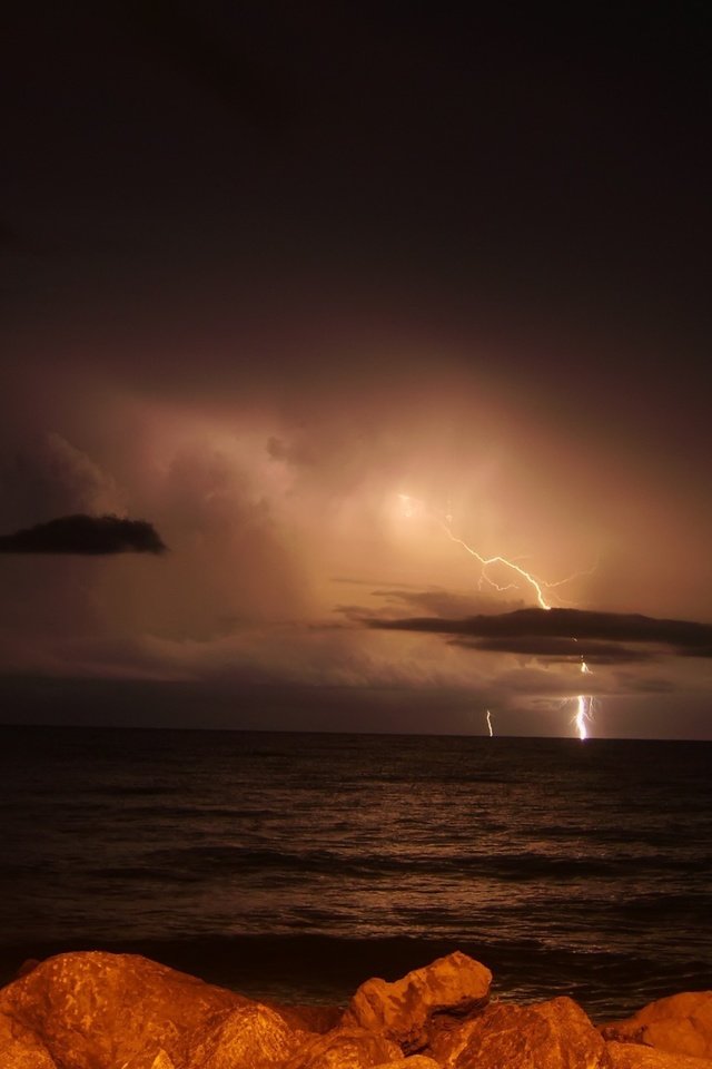 Обои ночь, море, молния, night, sea, lightning разрешение 2560x1573 Загрузить