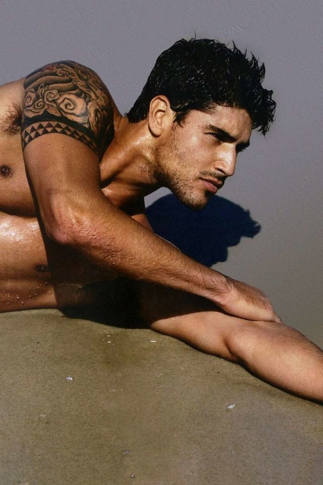 Обои пляж, парень, тату, брюнет, полуобнаженный, beach, guy, tattoo, brunette, topless разрешение 1920x1200 Загрузить