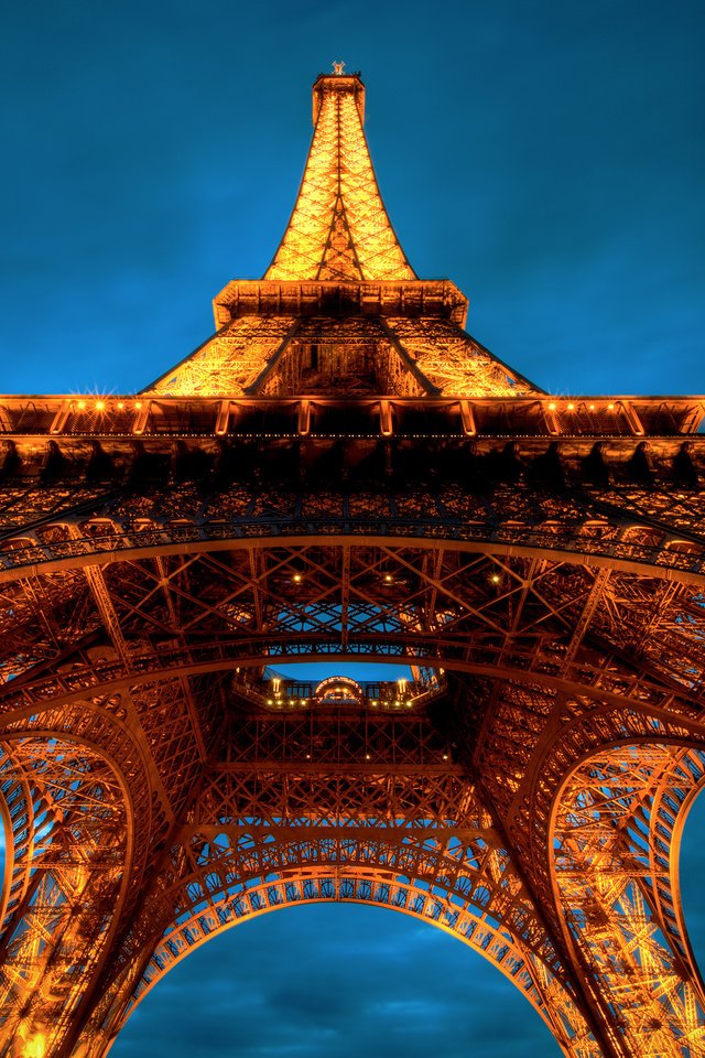 Обои небо, париж, подсветка, эйфелева башня, the sky, paris, backlight, eiffel tower разрешение 2560x1600 Загрузить