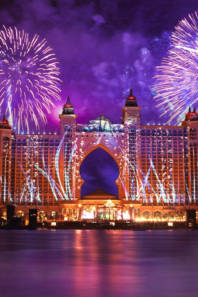 Обои огни, вода, фейерверк, отель, дубай, оаэ, lights, water, fireworks, the hotel, dubai, uae разрешение 1920x1200 Загрузить