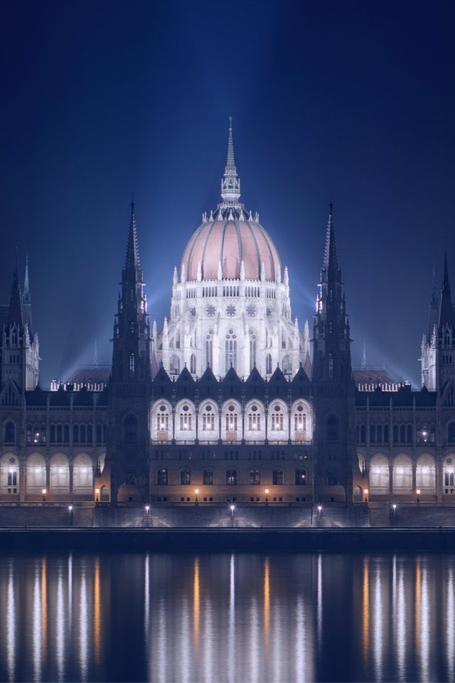 Обои ночь, здание, венгрия, будапешт, night, the building, hungary, budapest разрешение 2560x1440 Загрузить