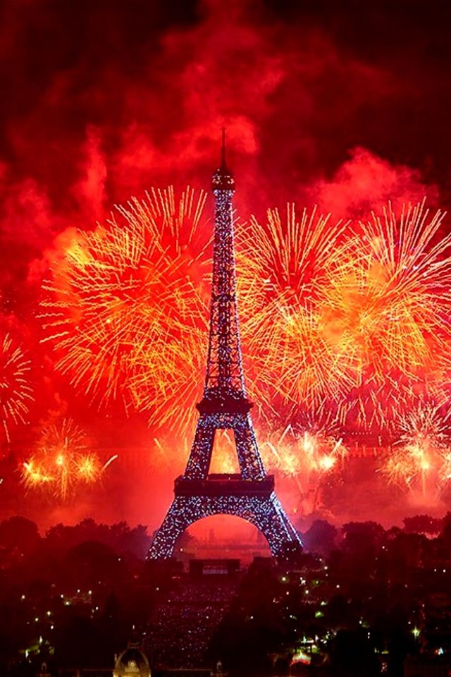 Обои ночь, салют, праздник, фейерверк, эйфелева башня, night, salute, holiday, fireworks, eiffel tower разрешение 2000x1327 Загрузить