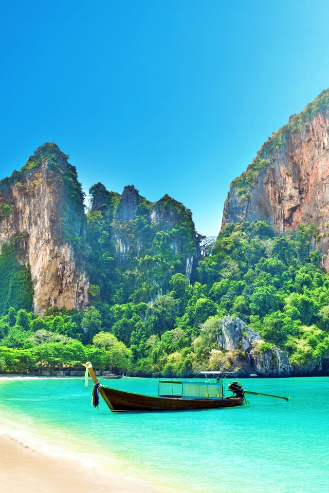 Обои море, пляж, лодка, отдых, таиланд, тропики, sea, beach, boat, stay, thailand, tropics разрешение 2560x1600 Загрузить