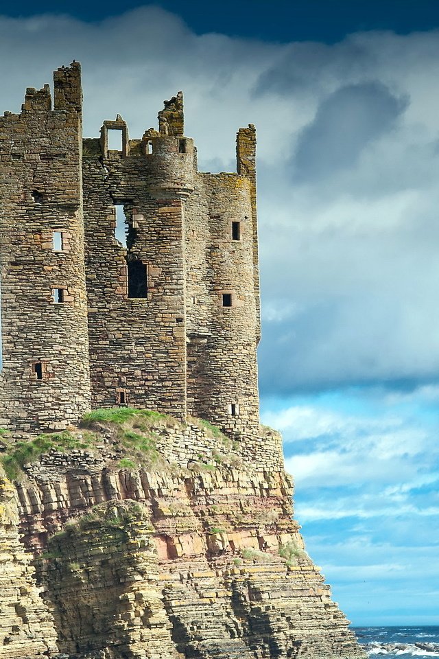 Обои скалы, море, замок, руины, шотландия, keiss castle в шотландии, keiss castle, замок кейс, rocks, sea, castle, ruins, scotland, keiss castle in scotland разрешение 2560x1440 Загрузить