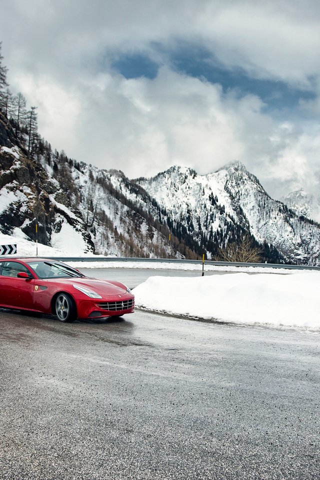 Ferrari FF дрифт