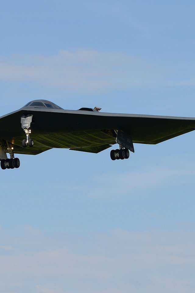 Обои бомбардировщик, northrop, b-2 spirit, стратегический, bomber, strategic разрешение 2048x1250 Загрузить