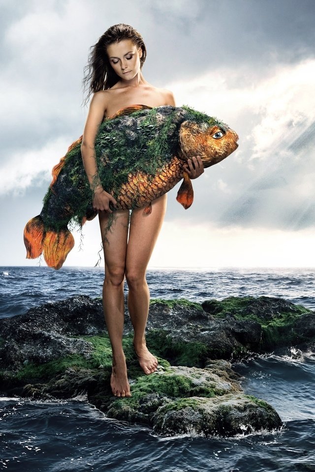 Обои девушка, с золотой, рыбкой, girl, with gold, fish разрешение 1920x1200 Загрузить