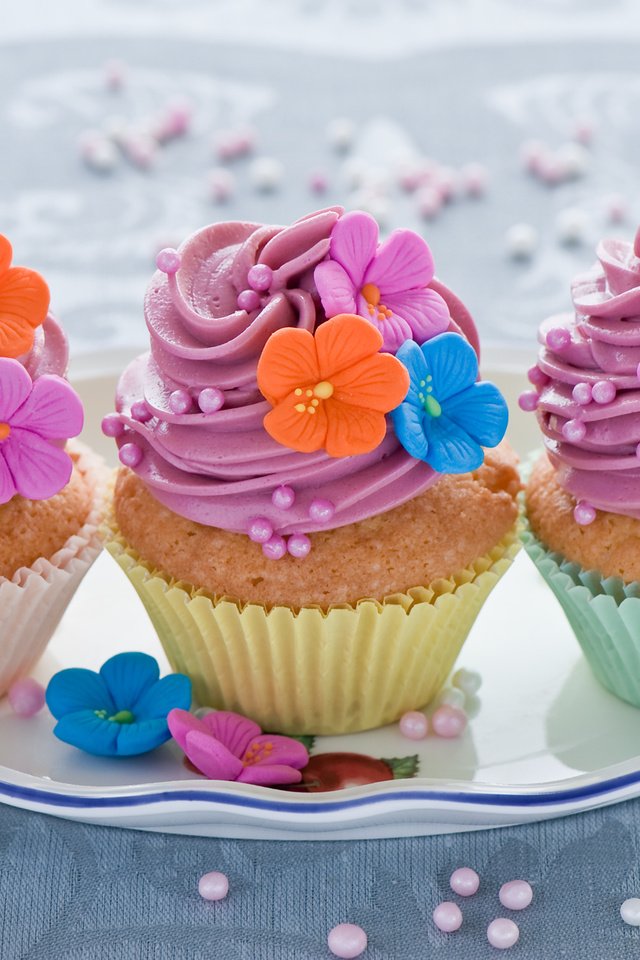 Обои крем для торта, украшения, сладкое, кексы, cream cake, decoration, sweet, cupcakes разрешение 2000x1298 Загрузить