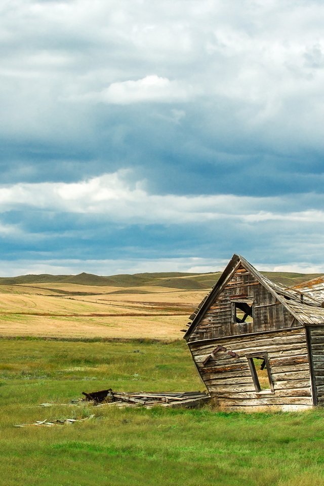 Обои небо, природа, поле, домик, the sky, nature, field, house разрешение 2048x1366 Загрузить