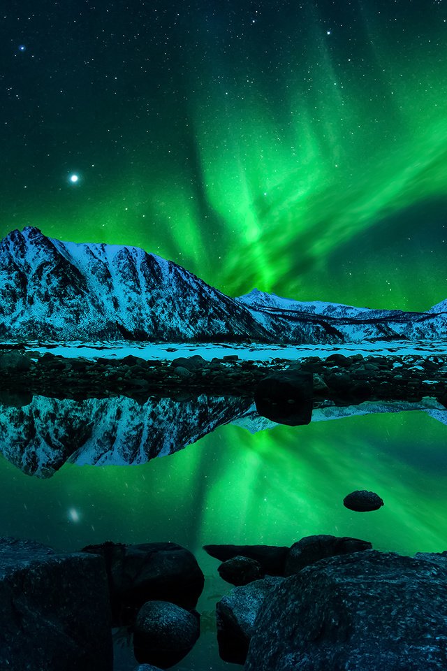 Обои ночь, горы, отражение, северное сияние, норвегия, night, mountains, reflection, northern lights, norway разрешение 1920x1200 Загрузить