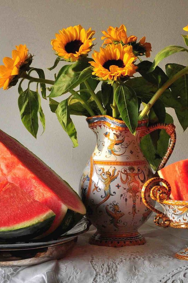 Обои цветы, арбуз, кувшин, натюрморт, flowers, watermelon, pitcher, still life разрешение 2048x1390 Загрузить