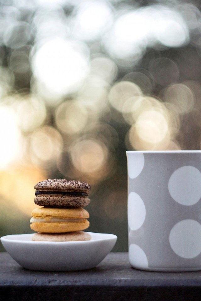 Обои еда, кружка, чашка, сладкое, печенье, боке, макарун, food, mug, cup, sweet, cookies, bokeh, macaron разрешение 1920x1317 Загрузить