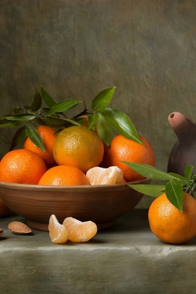 Обои фрукты, кувшин, мандарины, натюрморт, цитрусы, миндаль, fruit, pitcher, tangerines, still life, citrus, almonds разрешение 1920x1264 Загрузить