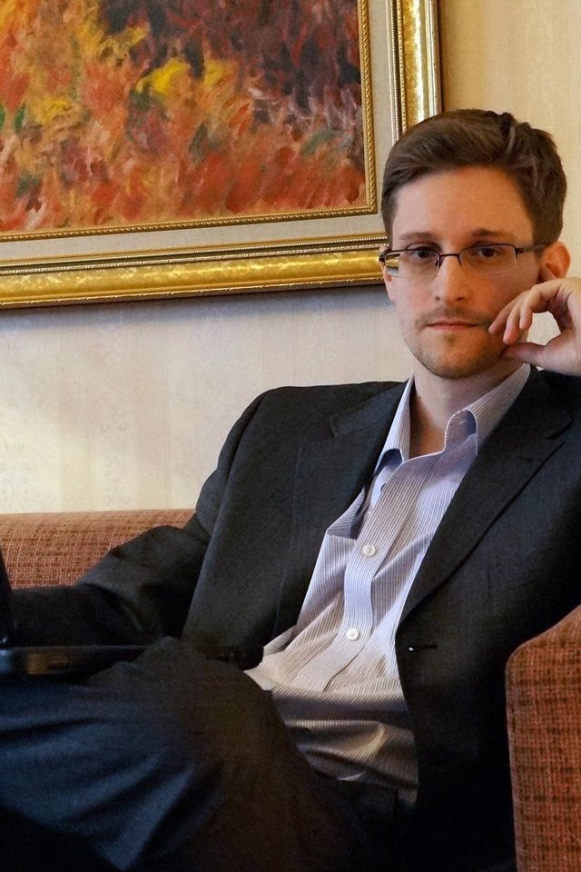 Обои взгляд, лицо, мужчина, эдвард сноуден, look, face, male, edward snowden разрешение 2500x1637 Загрузить