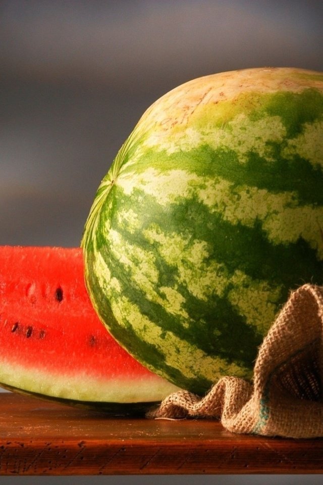Обои ягода, мешок, арбуз, полосатый, berry, bag, watermelon, striped разрешение 1920x1152 Загрузить