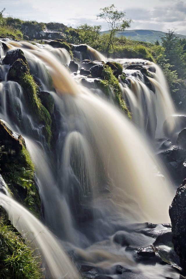 Обои камни, водопад, шотландия, каскад, финтри, водопад финтри, fintry falls, stones, waterfall, scotland, cascade, fintry разрешение 2048x1530 Загрузить