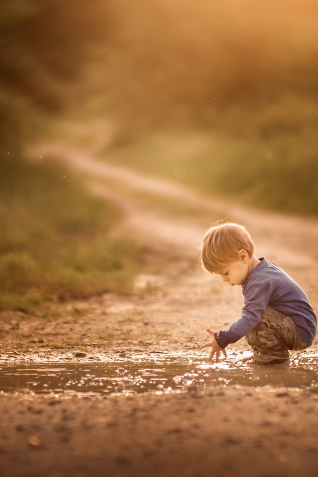 Обои дорога, мальчик, лужа, road, boy, puddle разрешение 1920x1200 Загрузить