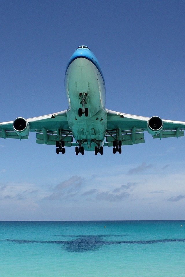 Обои тень, океан, лайнер, boeing 747, shadow, the ocean, liner разрешение 1920x1080 Загрузить