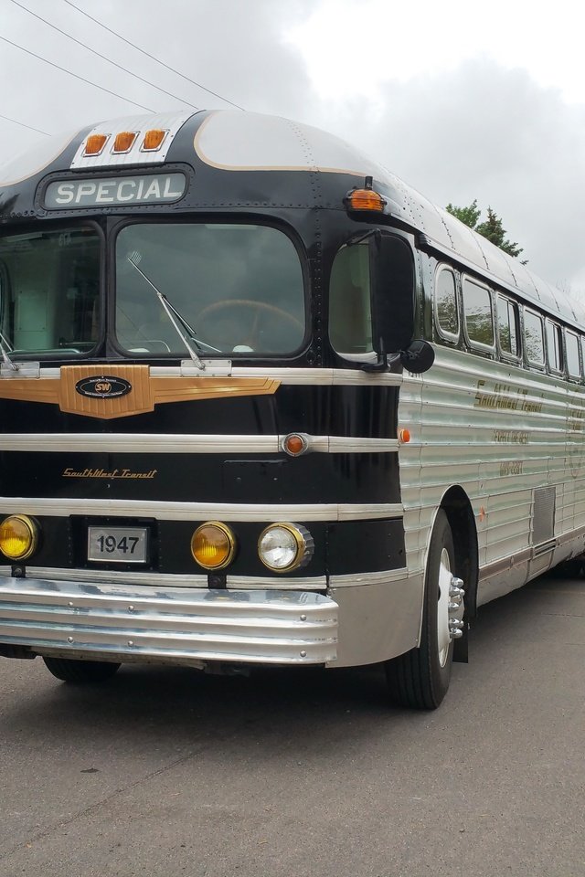 Обои 1947 bus разрешение 5312x2988 Загрузить