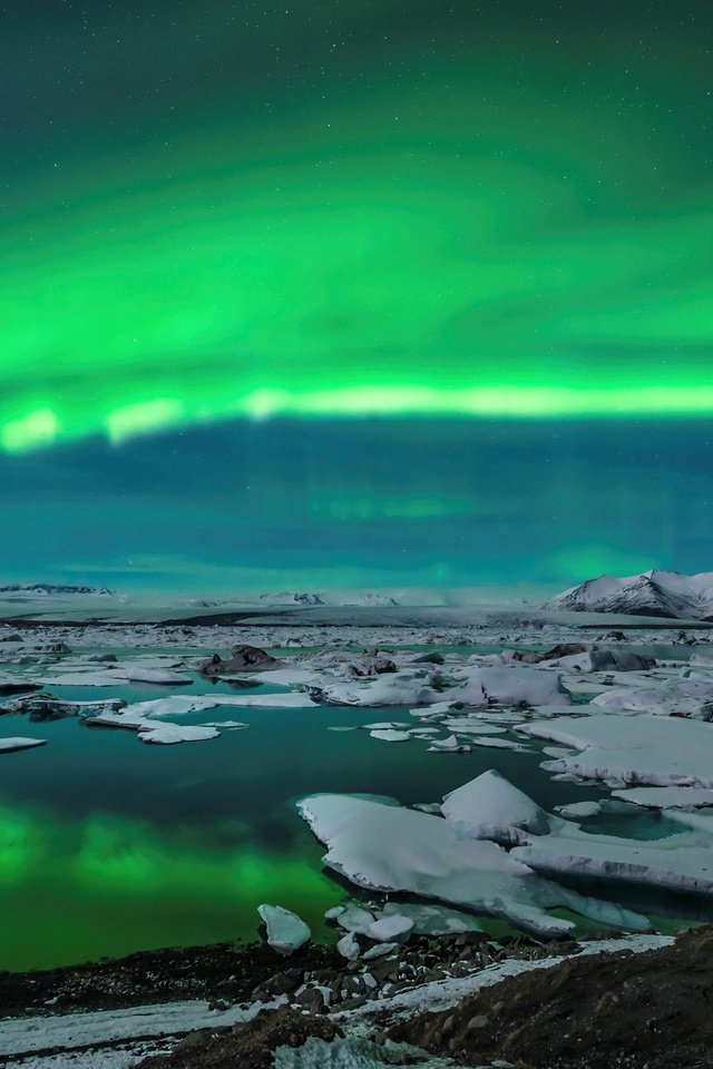 Обои озеро, горы, лёд, северное сияние, исландия, aurora borealis, lake, mountains, ice, northern lights, iceland разрешение 1920x1200 Загрузить