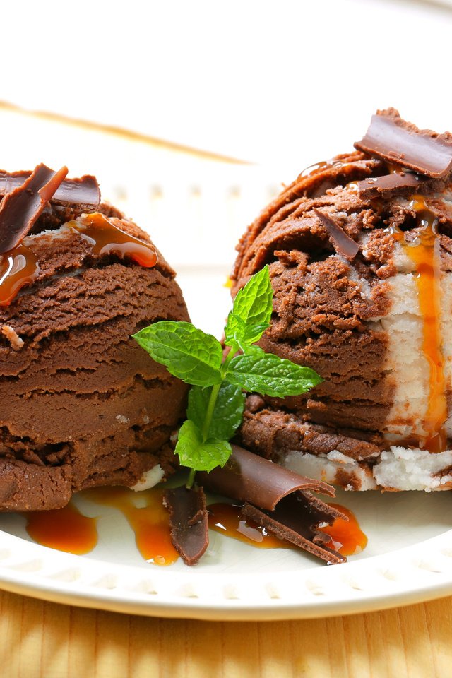 Обои мороженое, шоколад, сладкое, мороженное, десерт, в шоколаде, ваниль, ice cream, chocolate, sweet, dessert, vanilla разрешение 4342x3020 Загрузить