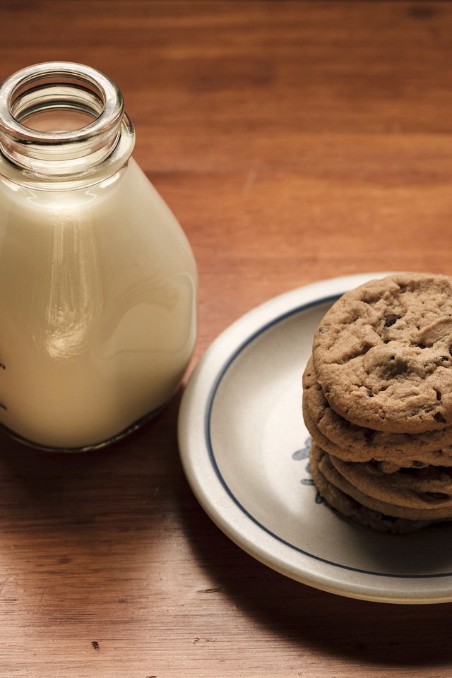 Обои еда, молоко, печенье, молока, food, milk, cookies разрешение 2048x1350 Загрузить