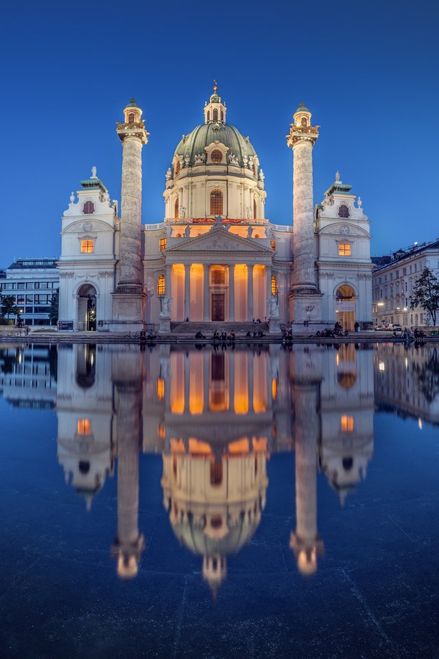 Karlskirche Вена