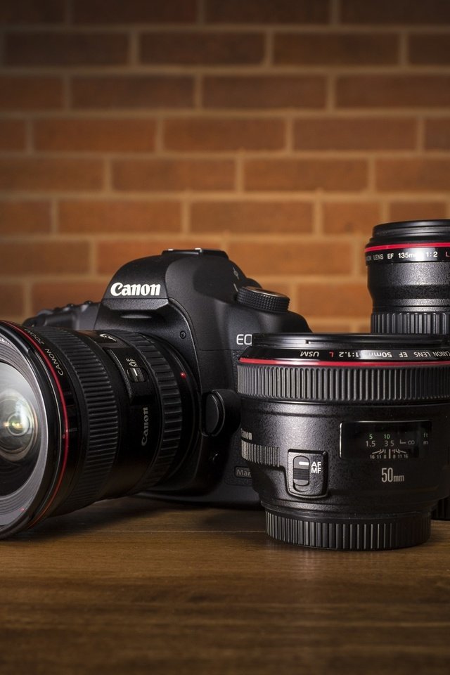 Обои фотоаппарат, камера, фокусировка, канон, объективы, the camera, camera, focus, canon, lenses разрешение 2560x1598 Загрузить