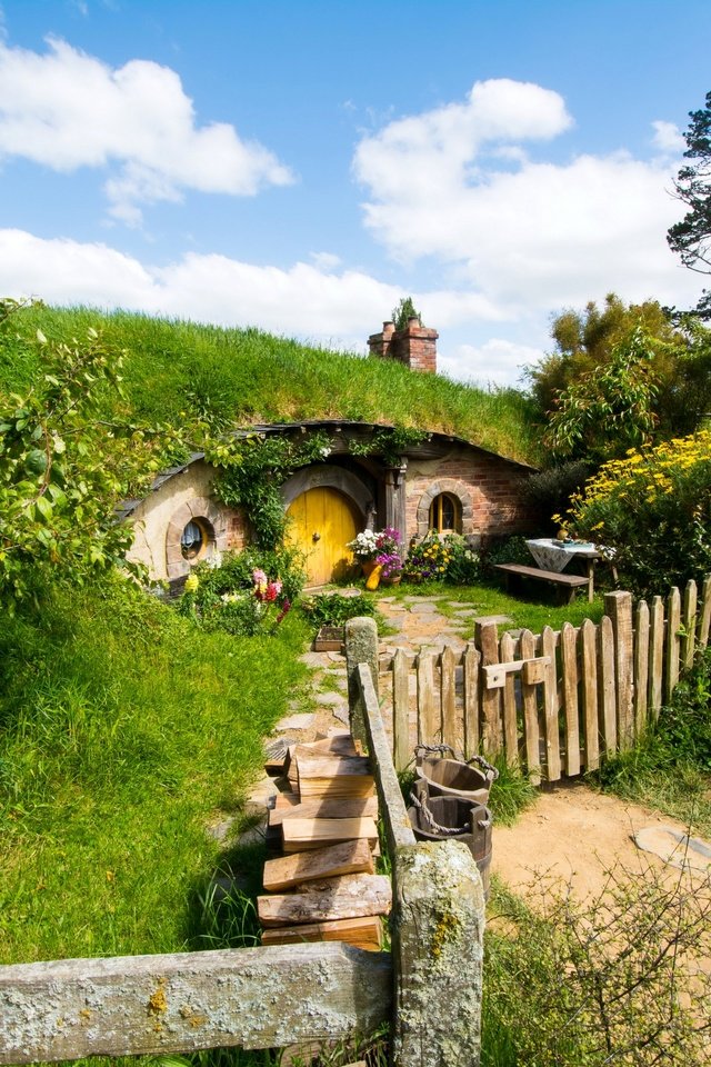 Обои природа, парк, кусты, забор, дом, новая зеландия, кусты matamata hobbiton park, matamata hobbiton park, nature, park, the bushes, the fence, house, new zealand, the bushes matamata hobbiton park разрешение 2880x1920 Загрузить