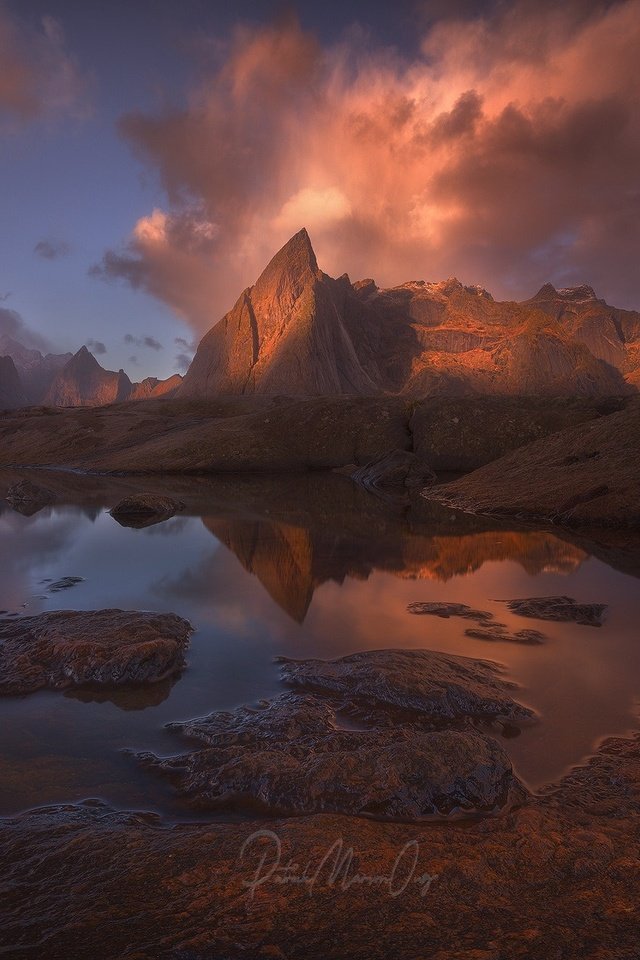 Обои небо, облака, горы, скалы, норвегия, the sky, clouds, mountains, rocks, norway разрешение 1920x1280 Загрузить