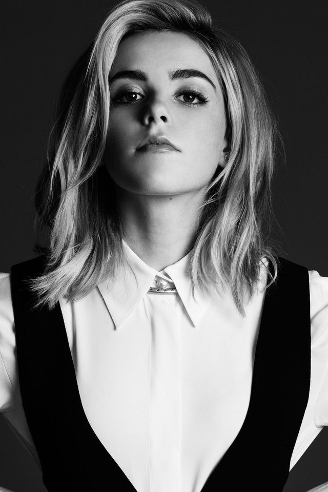 Обои девушка, поза, чёрно-белое, актриса, кирнан шипка, girl, pose, black and white, actress, kiernan shipka разрешение 3300x2138 Загрузить