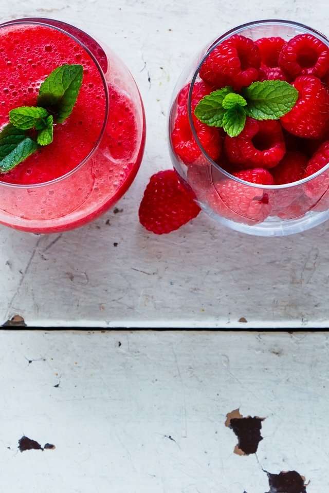 Обои мята, напиток, малина, ягоды, стаканы, сок, фреш, mint, drink, raspberry, berries, glasses, juice, fresh разрешение 5184x3456 Загрузить