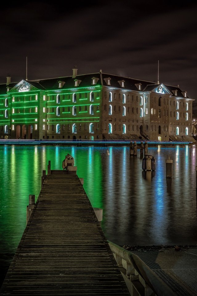 Обои ночь, огни, нидерланды, амстердам, музей судноплавства, night, lights, netherlands, amsterdam, museum sudnoplavstva разрешение 2048x1365 Загрузить