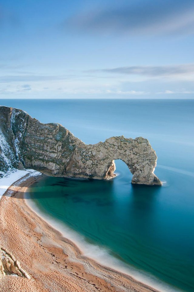 Обои небо, берег, море, скала, песок, арка, the sky, shore, sea, rock, sand, arch разрешение 1920x1080 Загрузить