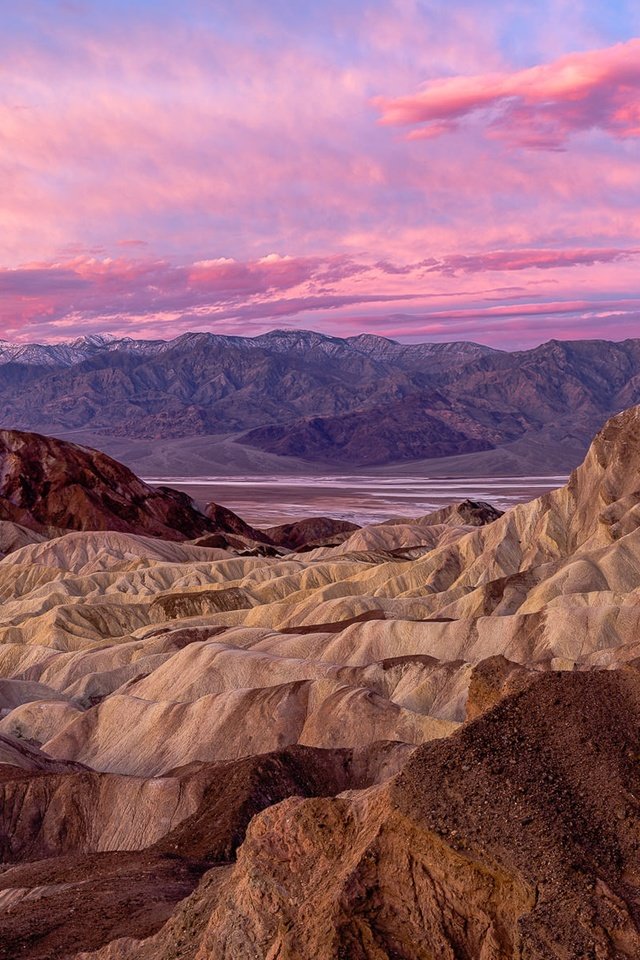 Обои облака, горы, сша, долина смерти, clouds, mountains, usa, death valley разрешение 2048x1191 Загрузить