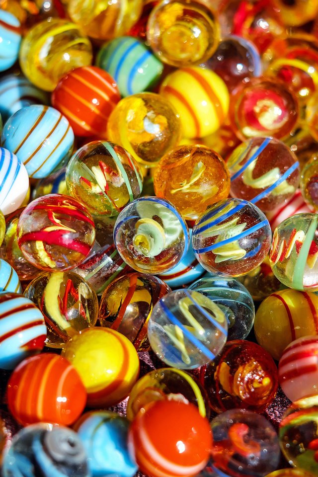 Обои шары, разноцветные, шарики, полосатый круг, марблс, марблз, balls, colorful, striped circle, marbles разрешение 3840x2400 Загрузить