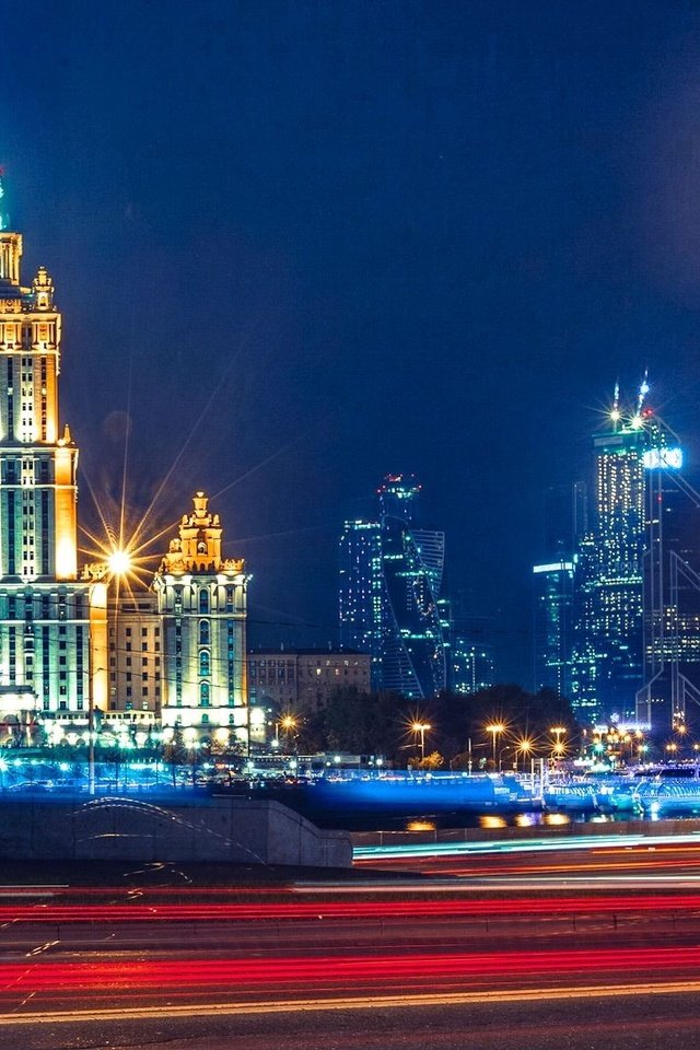 Обои москва, россия, столица, hotel radisson ukraine, гостиница украина, огни города, moscow, russia, capital, hotel ukraine разрешение 2048x1211 Загрузить