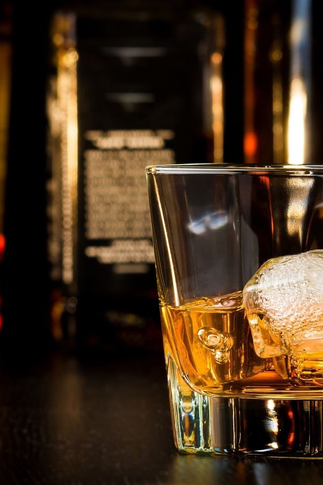 Обои лёд, стакан, алкоголь, виски, ice, glass, alcohol, whiskey разрешение 2454x1709 Загрузить