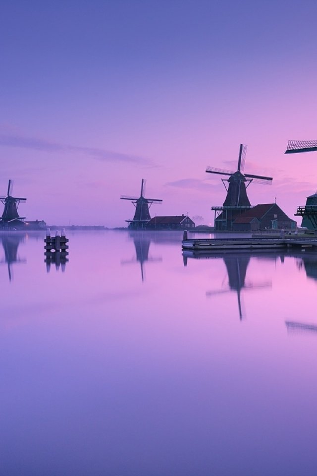 Обои вода, отражение, утро, туман, мельницы, голандия, water, reflection, morning, fog, mill, holland разрешение 1920x1280 Загрузить