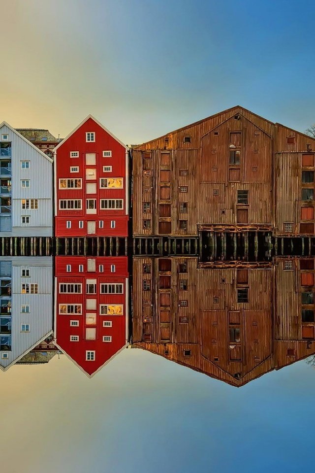 Обои отражение, город, дома, норвегия, тронхейм, reflection, the city, home, norway, trondheim разрешение 1920x1080 Загрузить