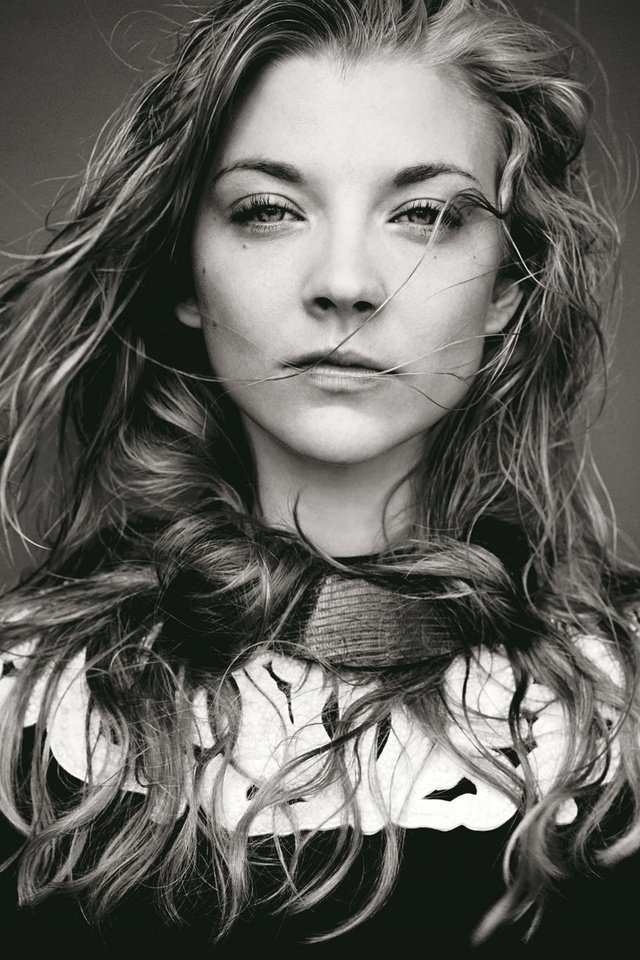 Обои чёрно-белое, актриса, знаменитость, натали дормер, black and white, actress, celebrity, natalie dormer разрешение 2560x1440 Загрузить