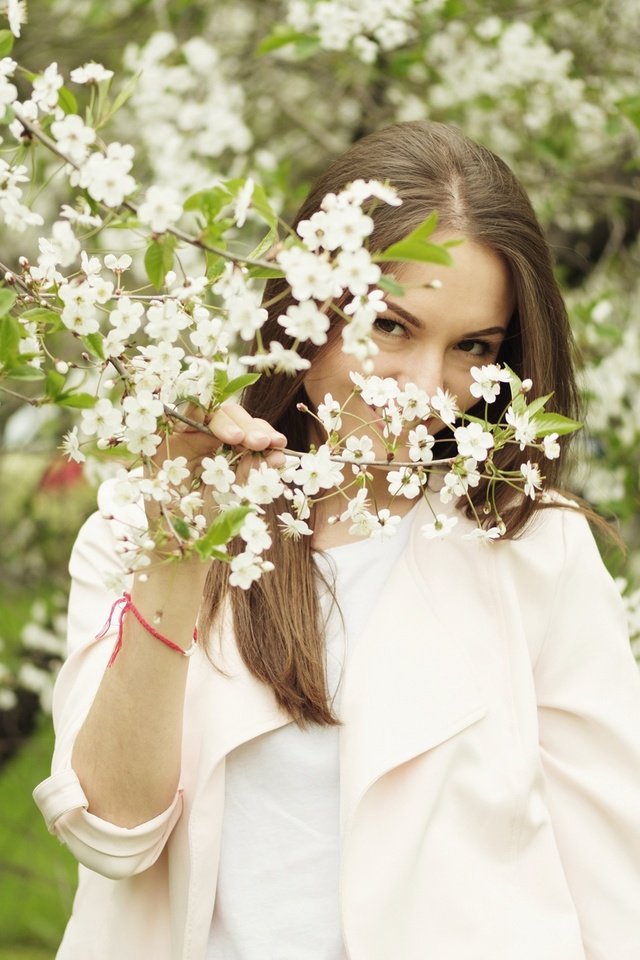 Обои цветение, взгляд, модель, волосы, лицо, настя, flowering, look, model, hair, face, nastya разрешение 2000x1333 Загрузить