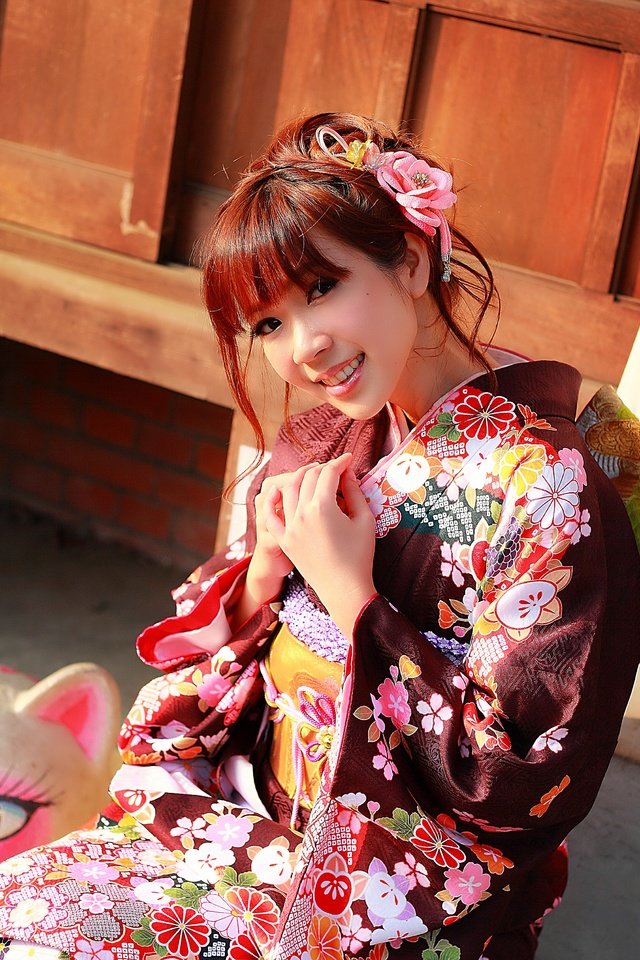 Обои девушка, улыбка, взгляд, лицо, одежда, кимоно, азиатка, girl, smile, look, face, clothing, kimono, asian разрешение 5055x3370 Загрузить